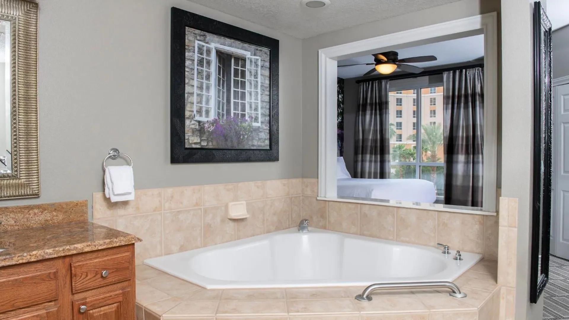 Vakantiehuis Wyndham Grand Desert 2Br Apartment With Resort Access Las Vegas